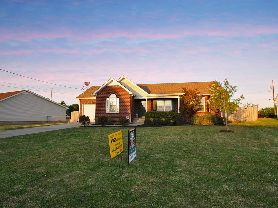 1st image of 208 Brittany Dr