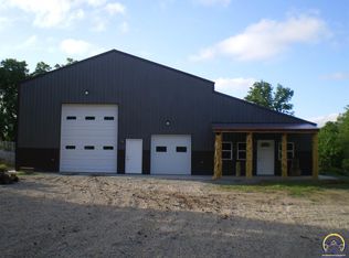 13758 S Ratner Rd, Carbondale, KS 66414