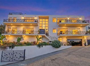 3952 Oakfield Dr, Sherman Oaks, CA 91423