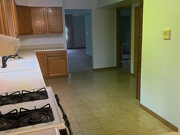 2nd image of 452 N Central Ave #1
