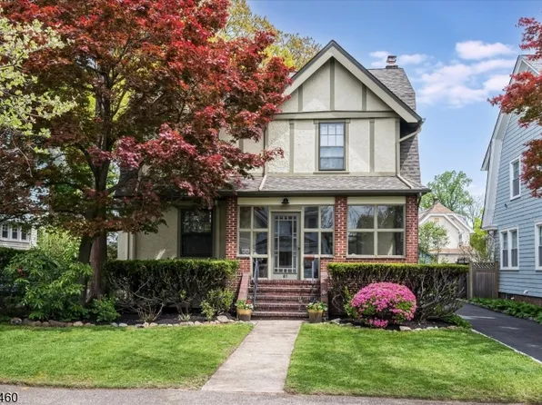 81 Evergreen Ave, Bloomfield Twp., NJ 07003