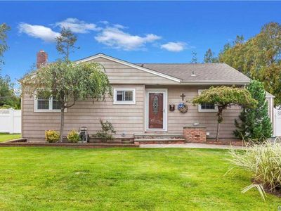 7 Mayfair Ter, Commack, NY, 11725
