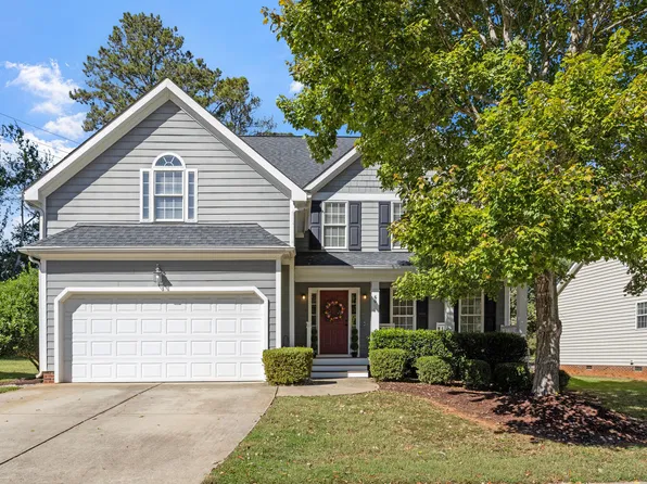 60 Farmingdale Ln, Pittsboro, NC 27312