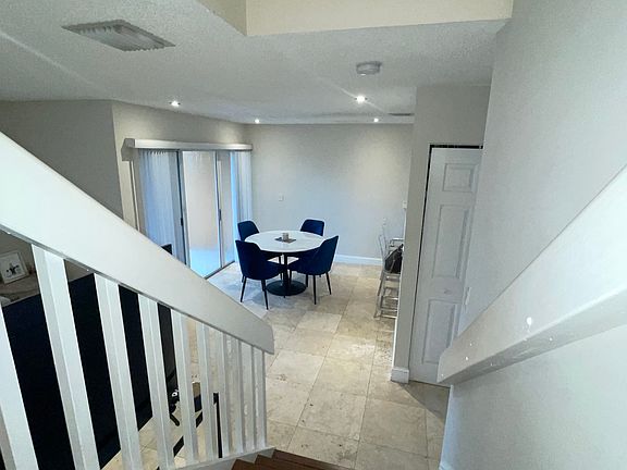 3rd image of 6255 Kendale Lakes Cir #219