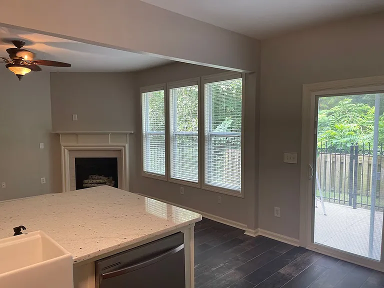 2022 Ellison Way NW — Photo 9