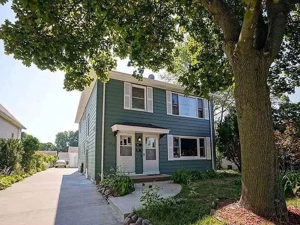 2111-2113 N Sherman Ave, Madison, WI 53704
