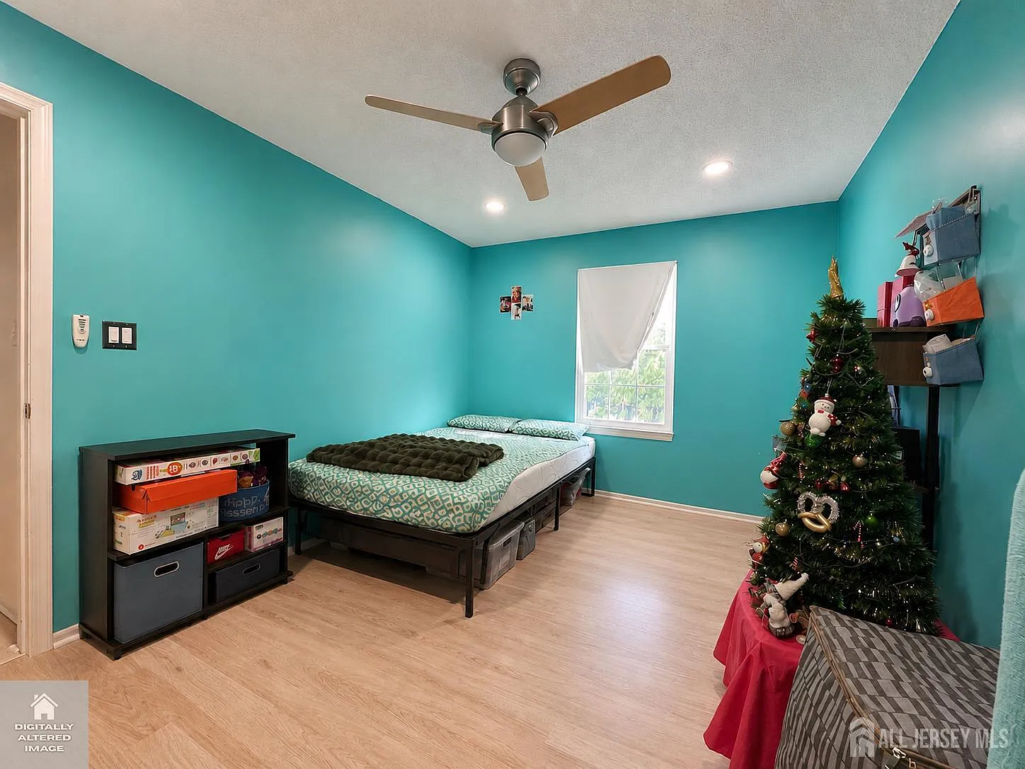 2 bed, 1.0 bath, 855 sqft, $2,350 — Photo 4