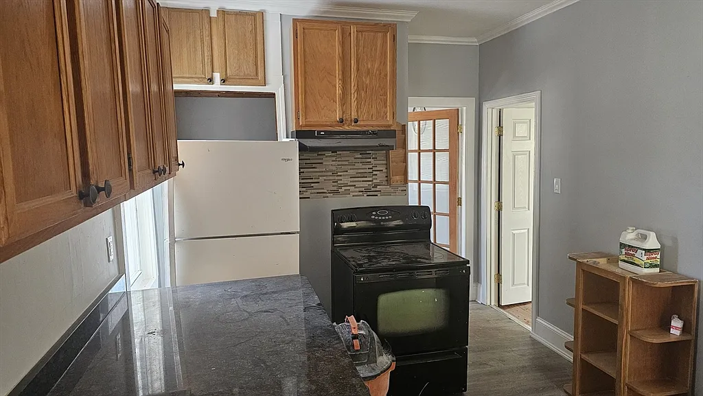 1 bed, 1.0 bath, 450 sqft, $1,500 — Photo 2