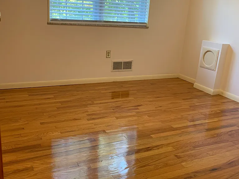 8811 Breezewood Dr — Photo 41