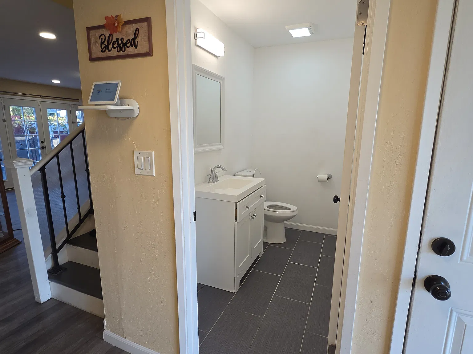 5 bed, 3.5 bath, 1794 sqft, $5,000 — Photo 4