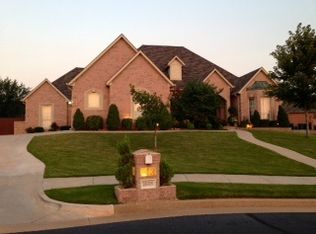 1608 Avondale Cir, Edmond, OK 73013