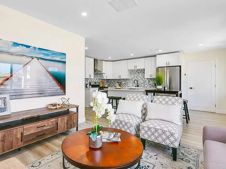 838 Madison Ave — Photo 5