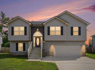 805 Rushing Dr, Clarksville, TN 37042