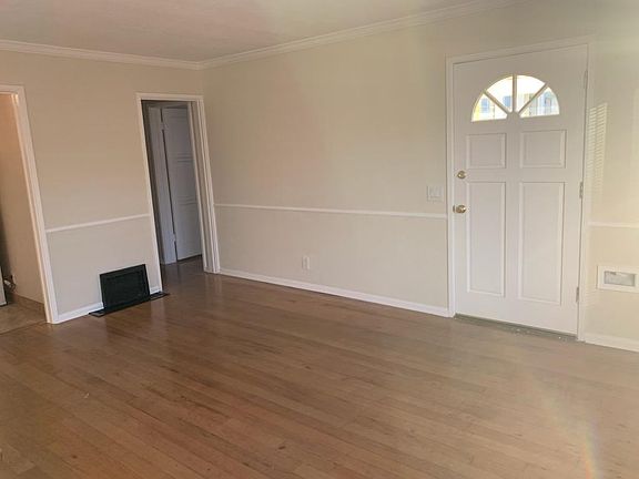 2nd image of 12636 Pacific Ave
