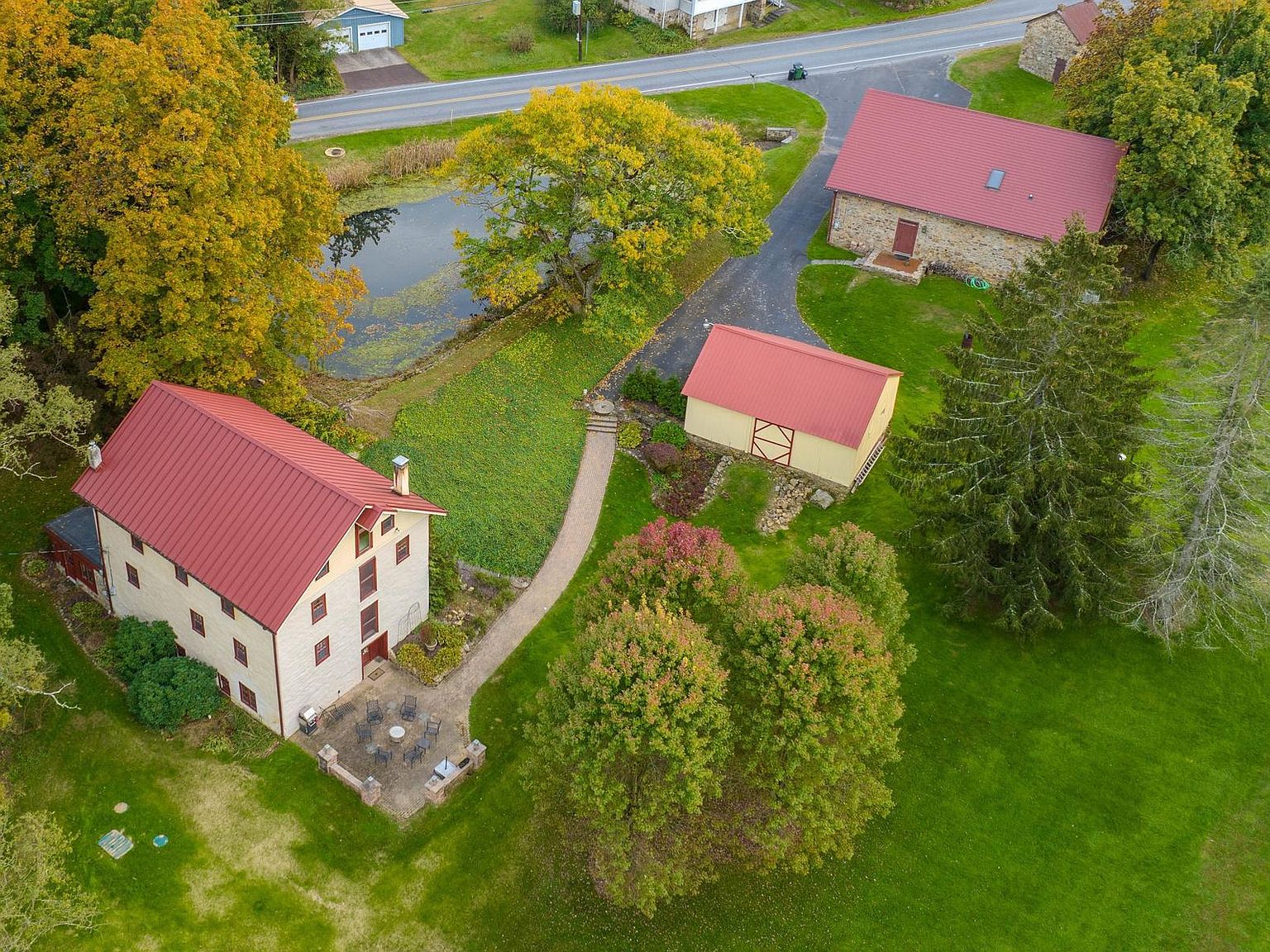 9043 Mountain Rd, Alburtis, PA 18011 Zillow