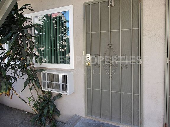 2nd image of 3229 Baldwin Park Blvd