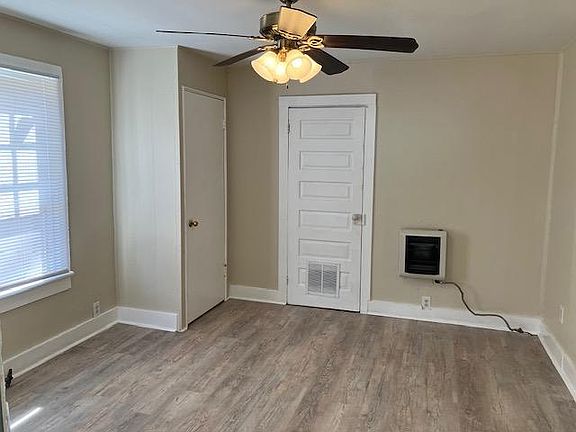 Living Room / Bedroom