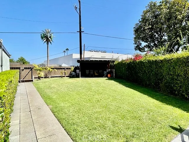 2964 Peppertree Ln #A — Photo 44