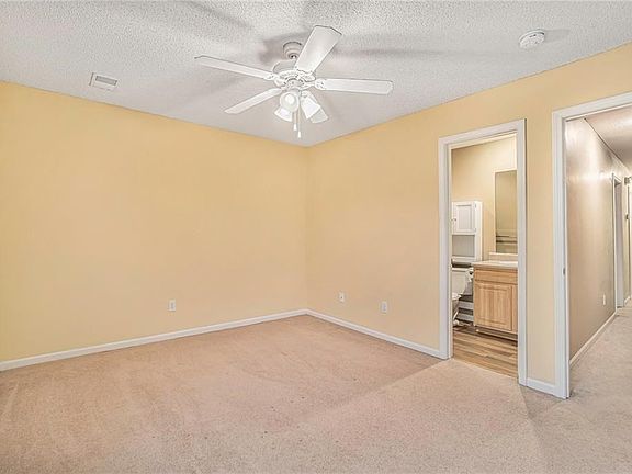 3rd image of 13008 Everett Ct