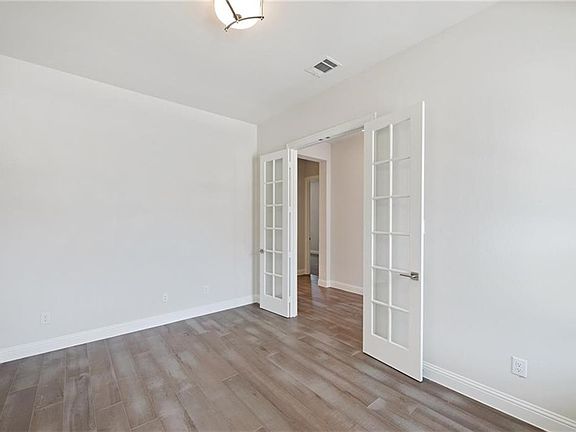 5th image of 6908 Golf Club Dr