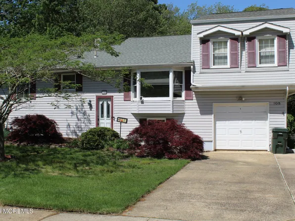 105 Darien Road, Howell, NJ 07731