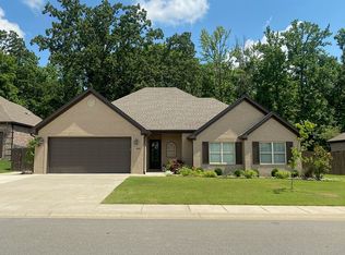 1810 Maple Rdg, Benton, AR 72019