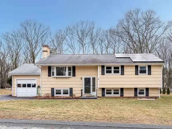 4 Princeton Rd, Burlington, MA 01803