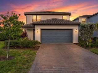 6111 BLUESTAR COURT, LAKEWOOD RANCH, FL 34211