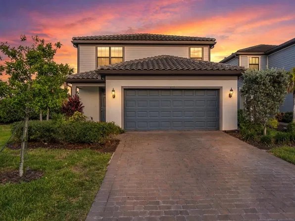 6111 BLUESTAR COURT, LAKEWOOD RANCH, FL 34211