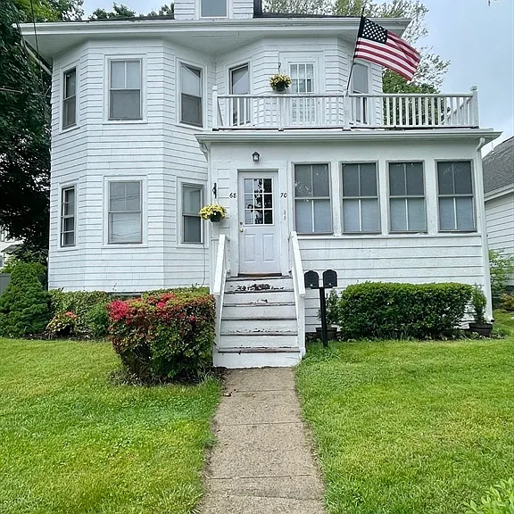 70 Adams St #70 — Photo 1