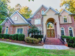 2408 Loring Ct, Raleigh, NC 27613