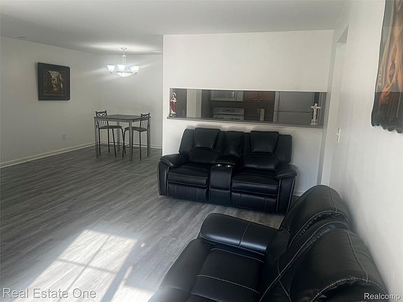 4th image of 20656 Dunham Rd