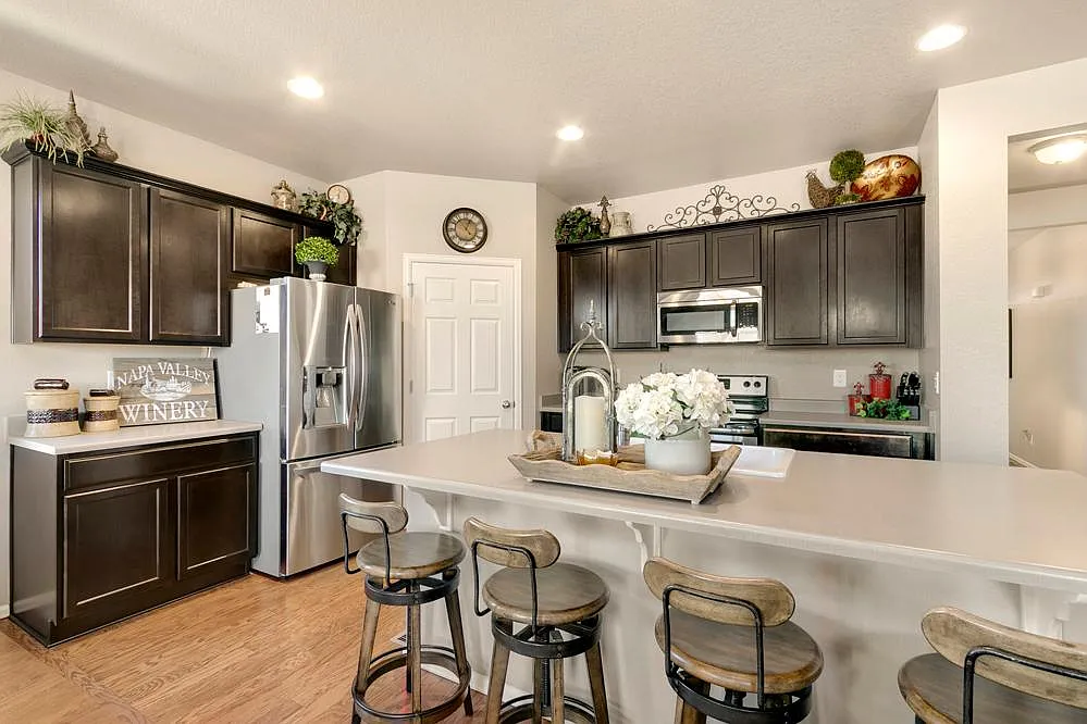 3 bed, 1620 sqft, $2,650 — Photo 3