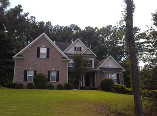105 Redfield Trce, Fayetteville, GA 30214