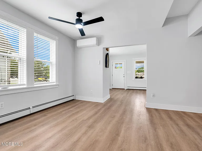505 Long Branch Ave — Photo 9
