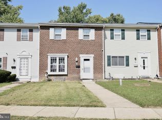 39 Top View Ct, Baltimore, MD 21244