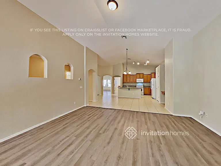 11577 W Yuma St — Photo 10