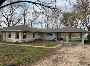 1902 N Highway 95, Little River Academy, TX 76554
