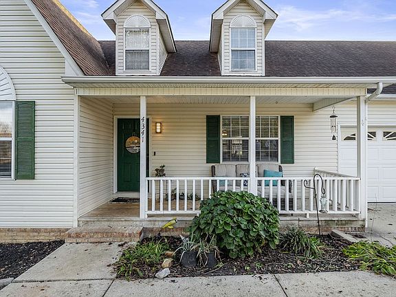 3rd image of 4341 Somerset Dr