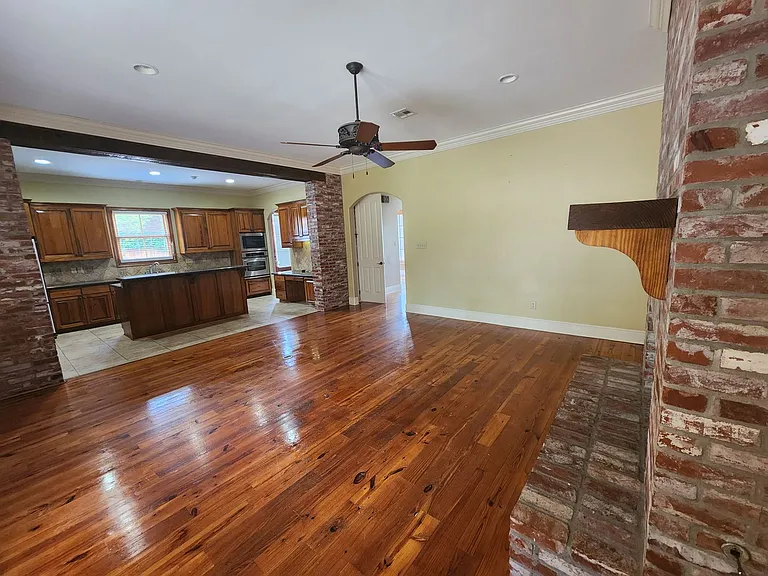 5989 Stonegate Dr — Photo 6