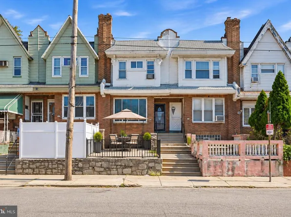 967 Bridge St, Philadelphia, PA 19124