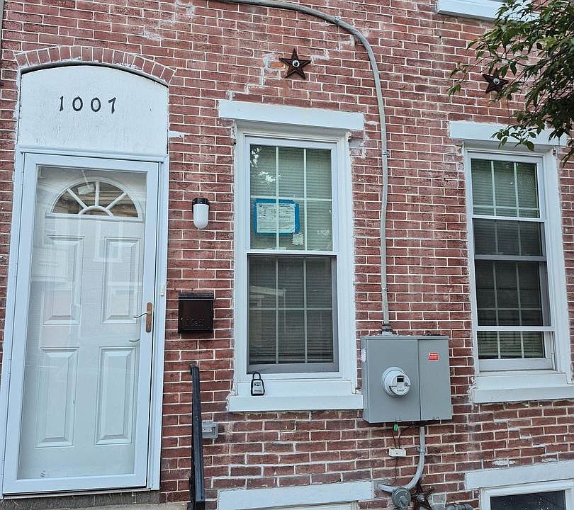 1st image of 1007 N Pine St