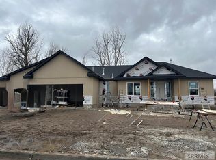 5446 Rip Tide Rd, Idaho Falls, ID 83404