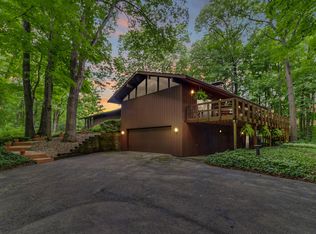 13903 Wagner Dr, Bloomington, IL 61705