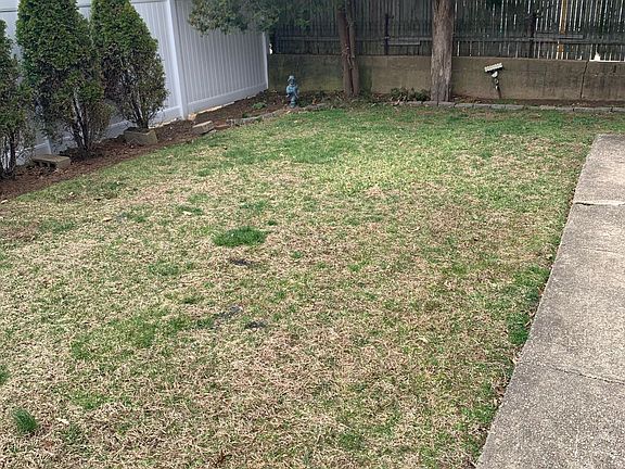 5th image of 1300 Blossom St