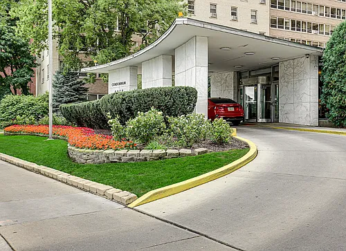 3950 N Lake Shore Dr #411 Photo 1