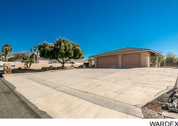 3rd image of 630 Rolling Hills Dr