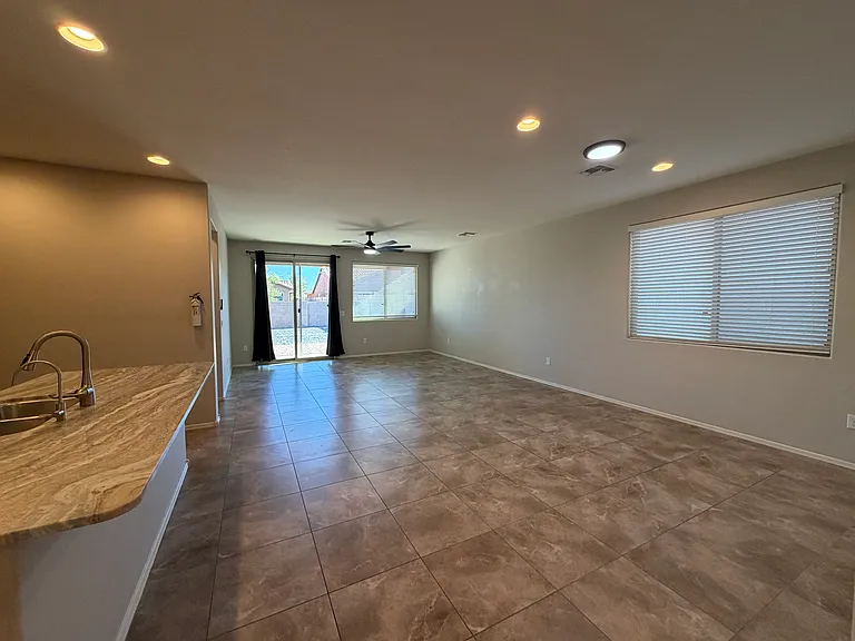 11615 W Boll Bloom Dr — Photo 10