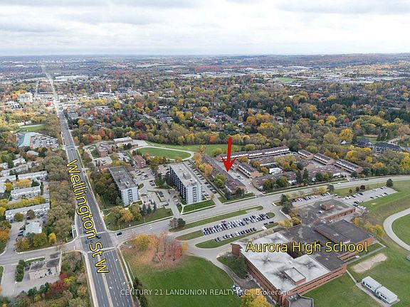 3rd image of 111 Milestone Cres