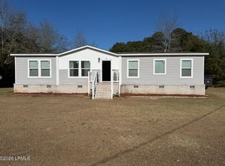 6204 Badham Dr, Reevesville, SC 29471